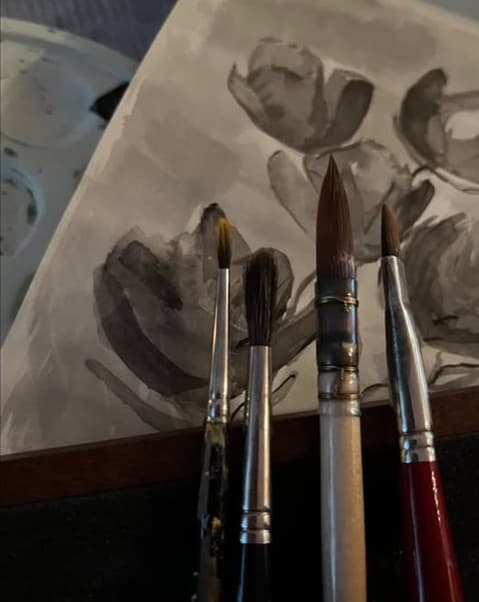 Penslar och målning
