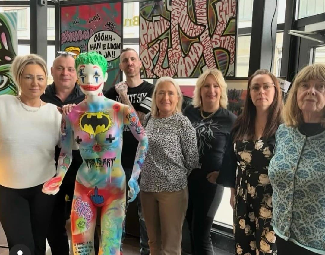 Vernissage på Restaurang Lux i Jakobsberg, april 2025